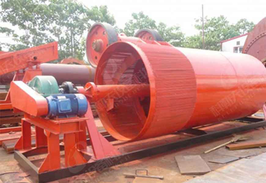 Roller sand washing machine